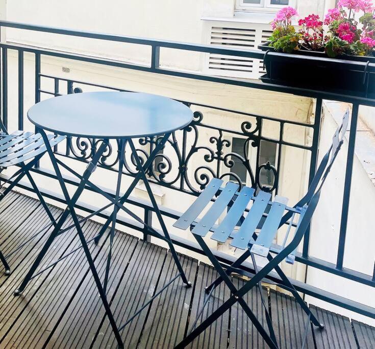 Elegant 4 Pieces Au Coeur Du Artiste Apartment Paris