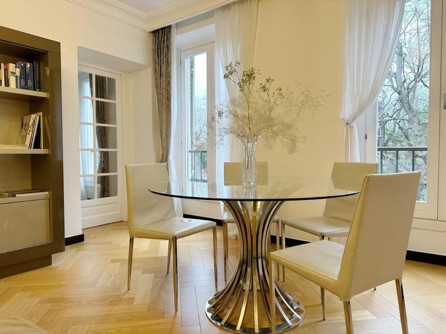 Appartement Elegant 4 Pieces Au Coeur Du Artiste Parijs